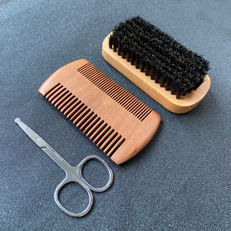 Mens Grooming Travel Kit - ชุดดูแลเคราสำหรับผู้ชาย, แปรงปัดเครา, วัสดุขนแปรง, หวีเครา, กรรไกร, พร้อมถุงเก็บของ,
